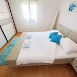 Appartamento Emili Sukošan