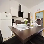 Appartamento Emili Sukošan