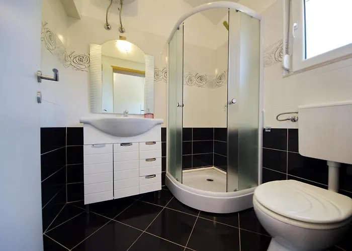 Emili Apartman *