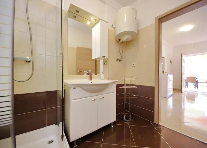 Emili Apartman *