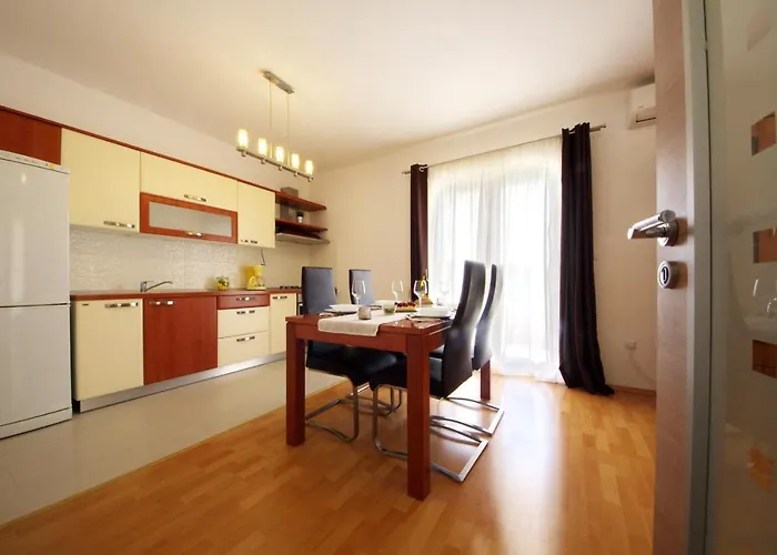 Emili Apartman *