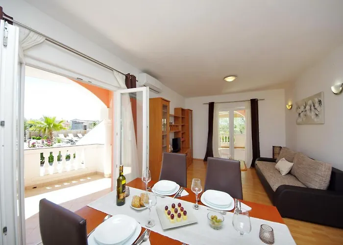 Emili Apartman *
