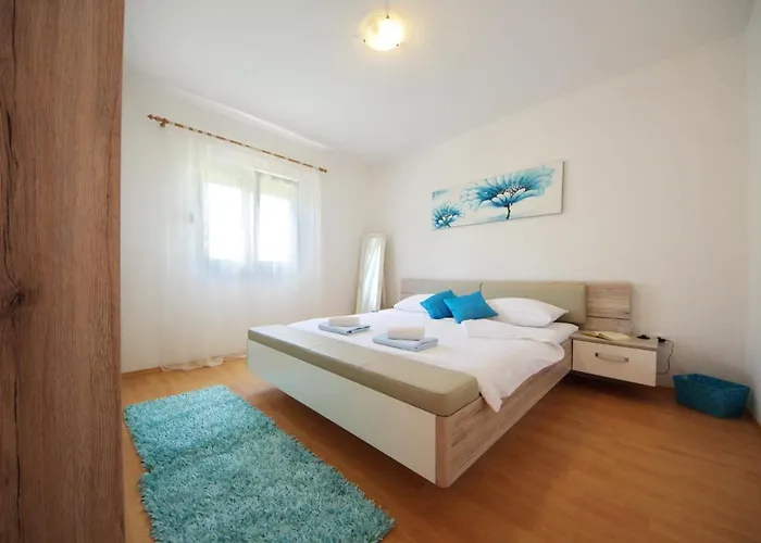 아파트 Emili Sukošan