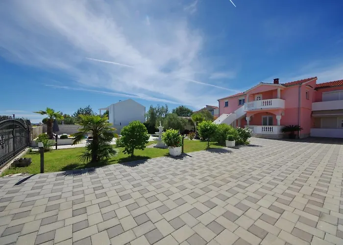 아파트 Emili Sukošan