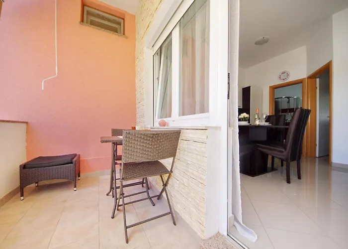 Emili 아파트 Sukošan